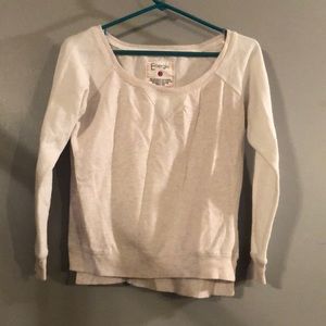 Off white, wide neck long sleeve